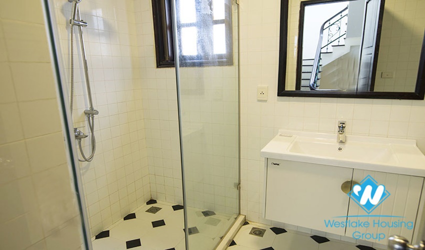 Nice villa near unis school for rent